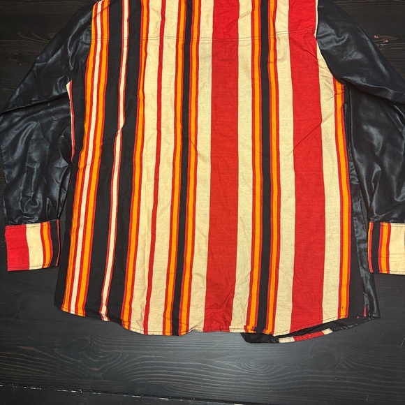 African shirt - Picture 2 of 3